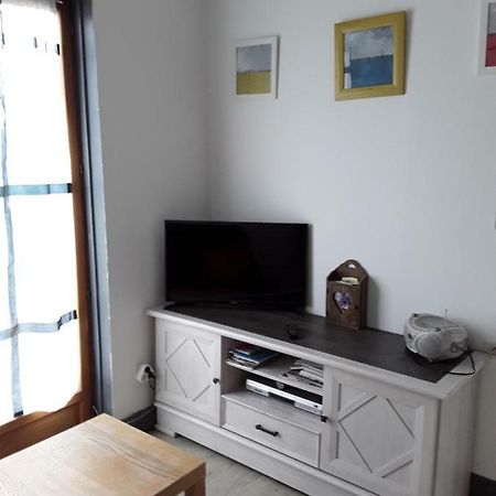 La petite maison verte Triqueville Extérieur photo
