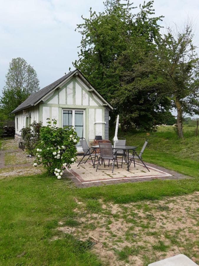 La petite maison verte Triqueville Extérieur photo