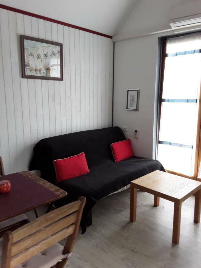 La petite maison verte Triqueville Extérieur photo